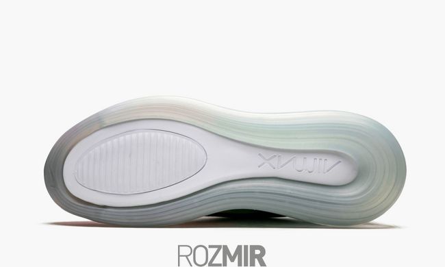 Кросівки Nike Air Max 720 Be True