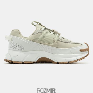 Женские кроссовки Nike Air Zoom Vomero Roam "Beige/White/Brown"