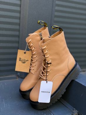 Ботинки Dr. Martens Jadon Beige/Black