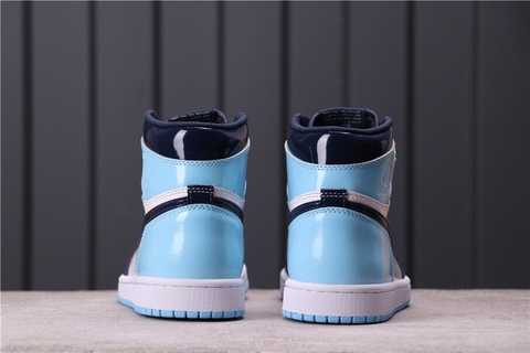 Jordan 1 retro high best sale og unc blue chill