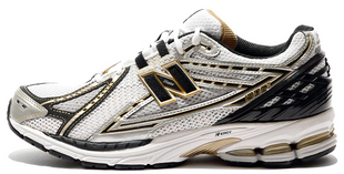 Кросівки New Balance 1906R "Metallic silver with metallic gold"