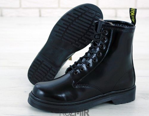 Жіночі зимові черевики Dr. Martens 1460 Patent Lamper 8-Eye Boots "Black" з хутром