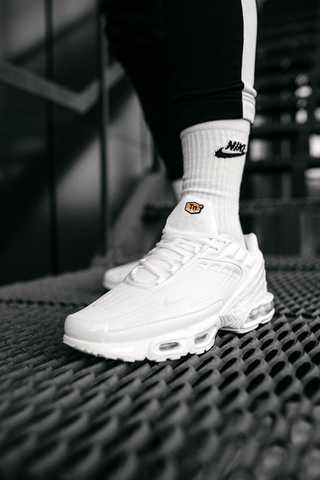 Air max best sale 270s triple white