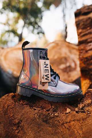 Pascal iced metallic dr sale martens