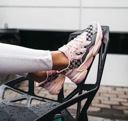 Жіночі кросівки adidas Ozweego "Pink Black Grey"