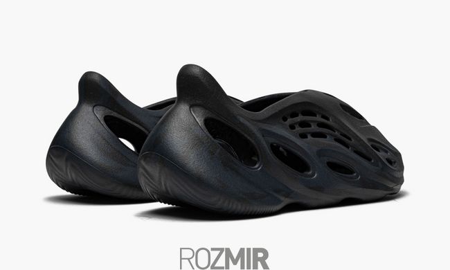 adidas Yeezy Foam Runner Black