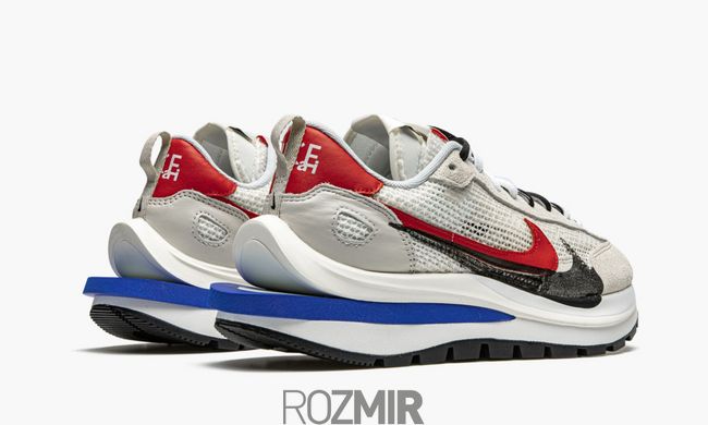 Кроссовки Sacai x Nike Vaporwaffle "Royal Fuchsia"