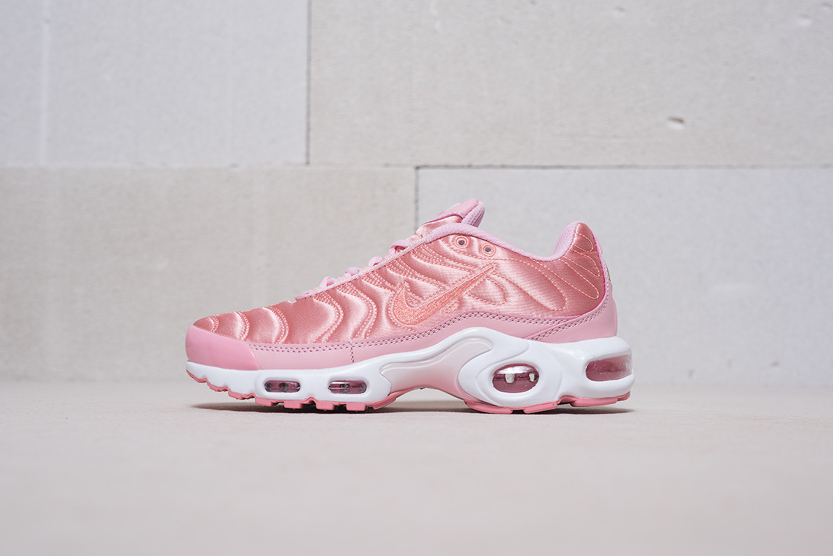 nike tn plus pink