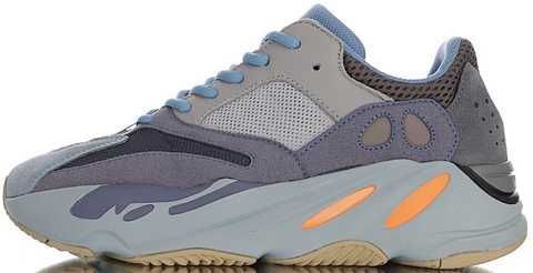 adidas Yeezy Boost 700 Carbon Blue 