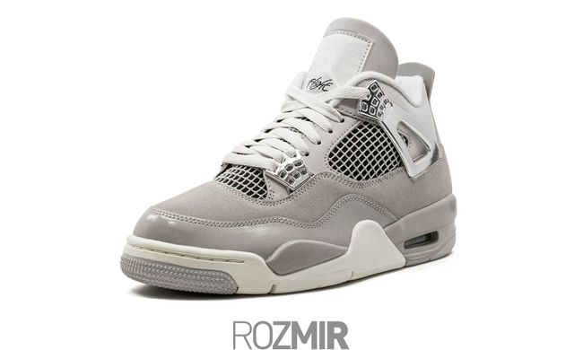 Кросівки Jordan 4 Frozen Moments