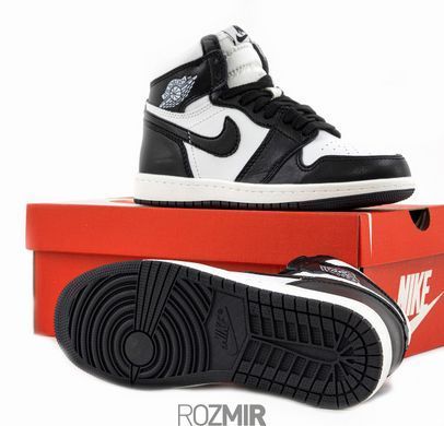Зимові кросівки Air Jordan 1 Retro High Winter "White/Black" з хутром