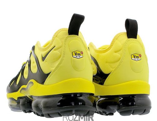 Кросівки Nike Air VaporMax Plus "Opti Yellow/Black" BV6079-700