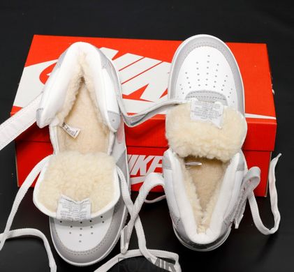 Зимові кросівки Nike Air Force 1‘07 Essential Winter "White" з хутром