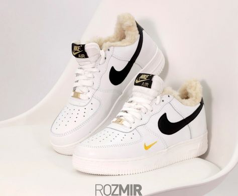 Зимние кроссовки Nike Air Force 1‘07 Essential Winter "White" с мехом