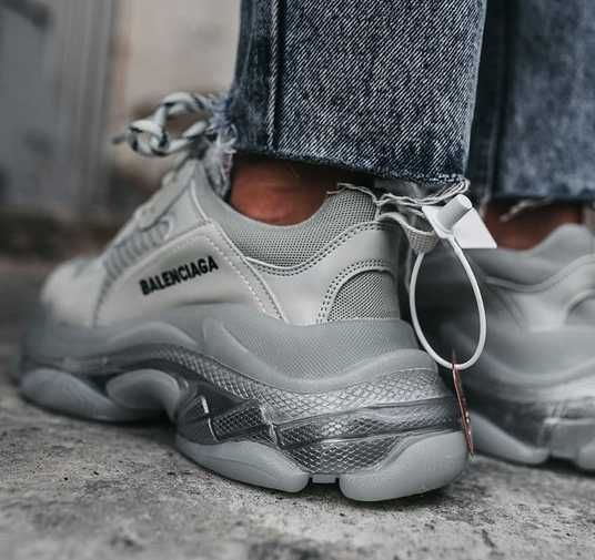 Кроссовки Balenciaga Triple S 