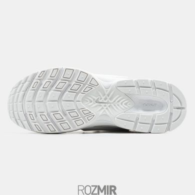 Nike V5 RNR "White"