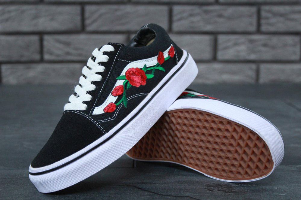 rose vans black