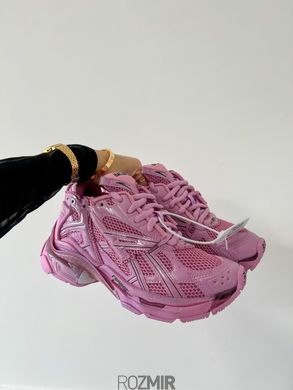 Женские кроссовки Balenciaga Runner Pink