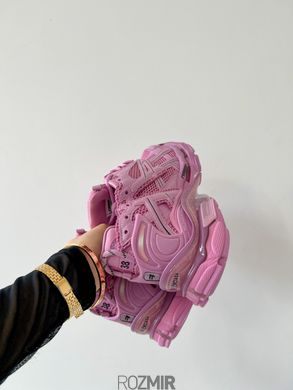 Жіночі кросівки Balenciaga Runner Pink