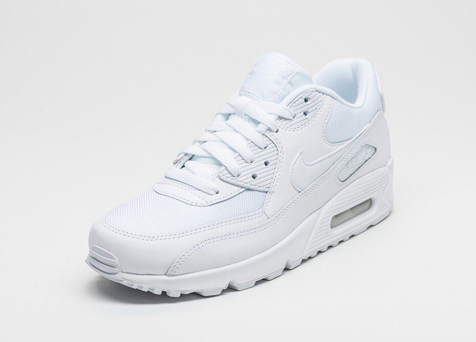 nike 90 essential white