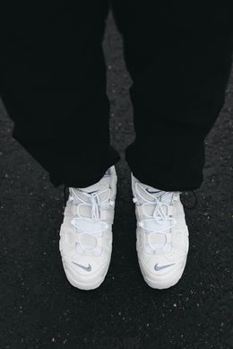 Мужские кроссовки Nike Air More Uptempo White