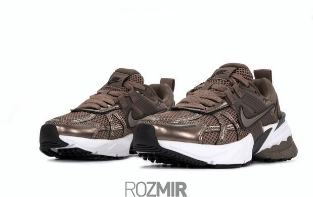 Кроссовки Nike V2K Run "Mink/Brown"