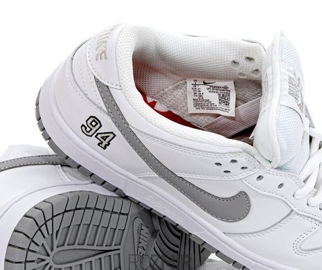 Кроссовки Nike SB Dunk Low Supreme 94 "White/Grey"