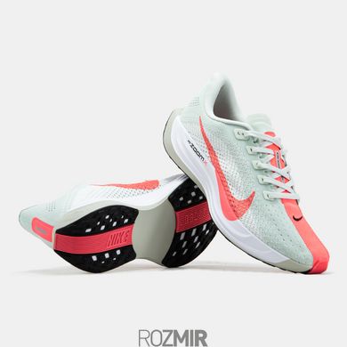 Кроссовки Nike ZoomX Pegasus Plus 'Barely Grey Hot Punch'