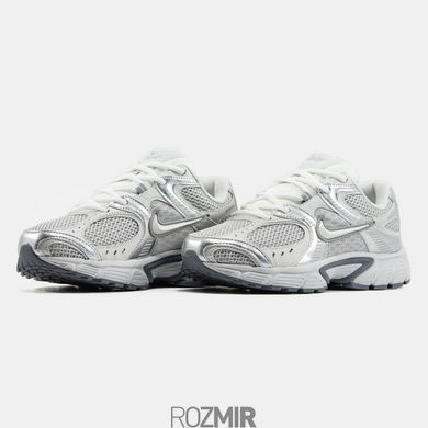 Чоловічі кросівки Nike V5 RNR "White/Silver/Gray"