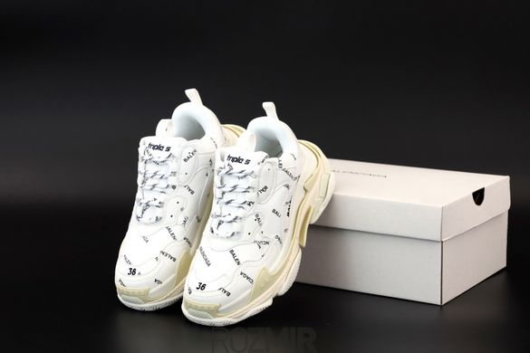 Женские кроссовки Balenciaga Allover Logo Triple S Sneaker "White"