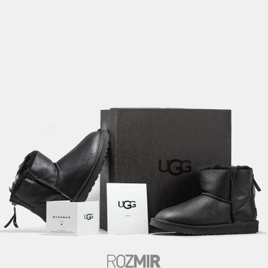 Жіночі уггі UGG Classic Mini Zip Leather "Black"