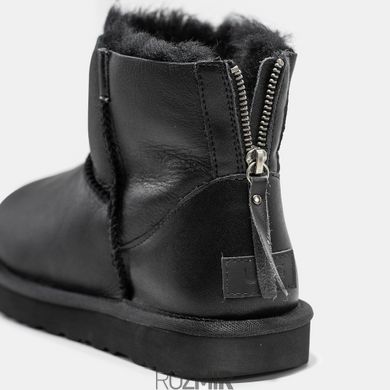 Женские угги UGG Classic Mini Zip Leather "Black"
