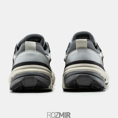Кроссовки Nike V2K Run "Pure Platinum Wolf Grey"