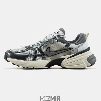 Кроссовки Nike V2K Run "Pure Platinum Wolf Grey"