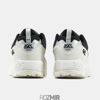Кроссовки Asics Gel-Truck "White/Black/Beige/Silver"