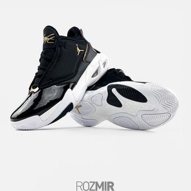 Кросівки Nike Air Jordan Max Aura 4 "Black White"