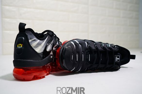Мужские кроссовки Nike Air VaporMax Plus “Red Shark Tooth”