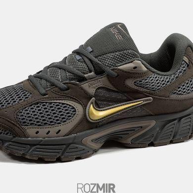 Чоловічі кросівки Nike V5 RNR 'Medium Ash/Cave Stone/Black/Metallic Gold' II6294-200
